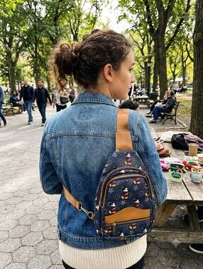 Disney Mickey Mouse sling bag